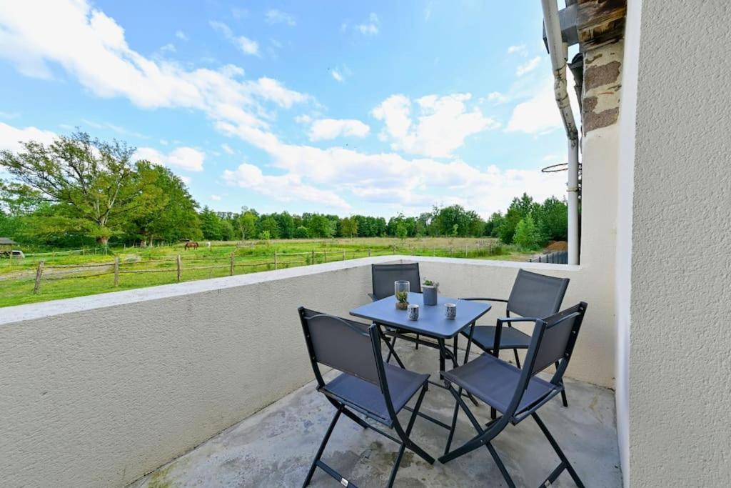 L'Evasion En Pierre Piscine Et Etang Prive Villa Sevremoine Dış mekan fotoğraf