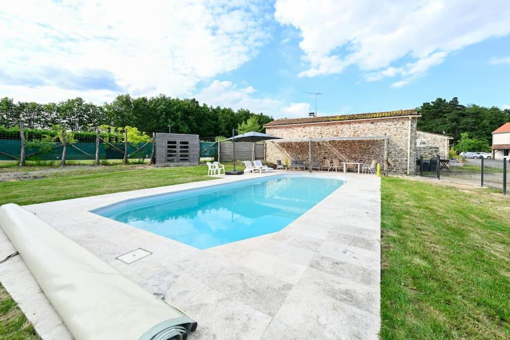 L'Evasion En Pierre Piscine Et Etang Prive Villa Sevremoine Dış mekan fotoğraf